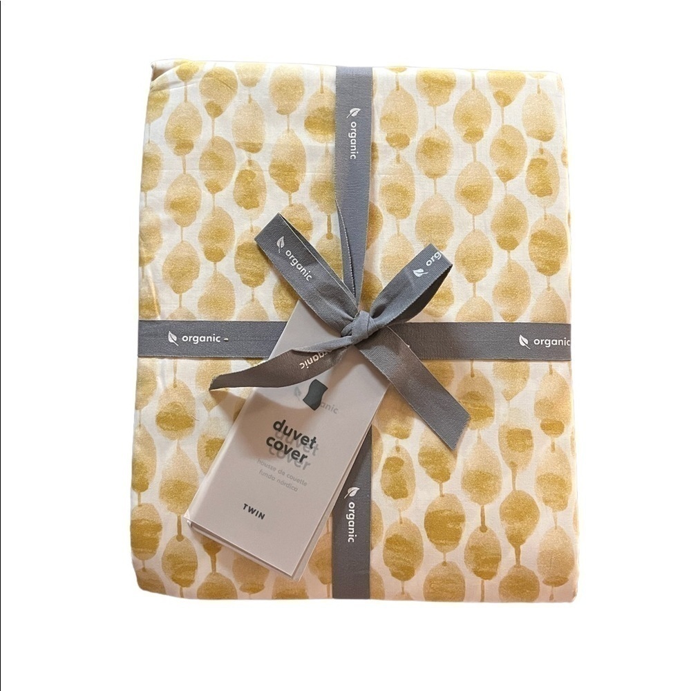 WEST ELM TWIN SIZE DUVET COVER WITH AN ABSTRACT YELLOWISH GOLD PATTERN NWT